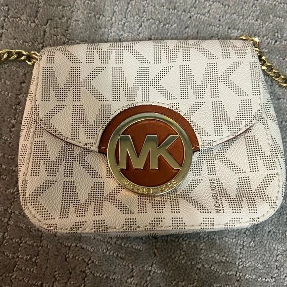 Michael Kors Crossbody Purse